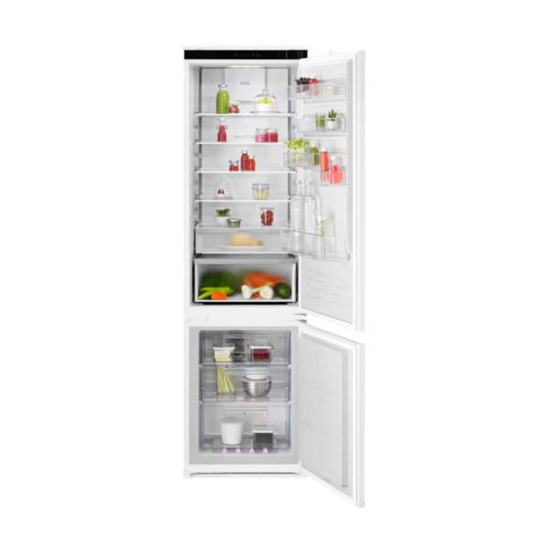 70/30 AEG OSC7C191ES NoFrost CoolAssist® Fridge Freezer 188.4 cm